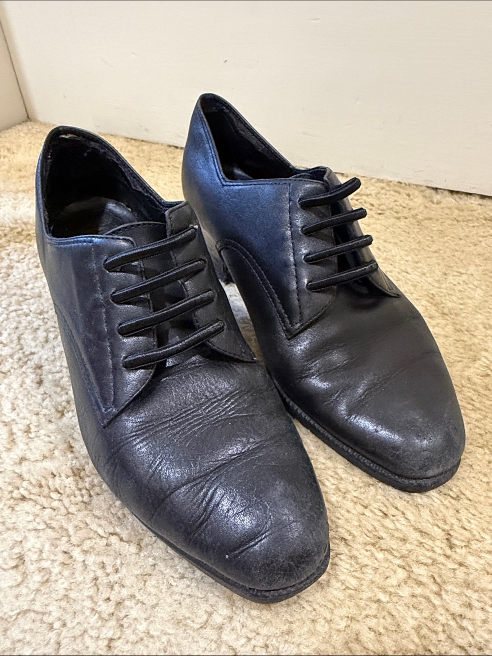 Aerosoles Women’s Black Leather Dress Oxfords